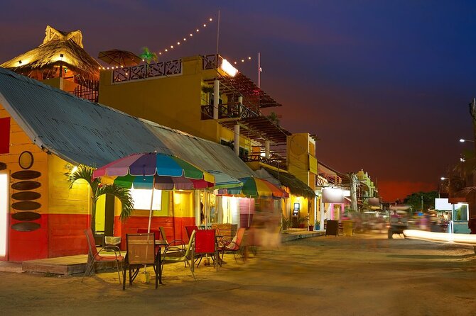 Full Day Tour to the Best of Holbox - Yalahau Lagoon and Ojo de Agua