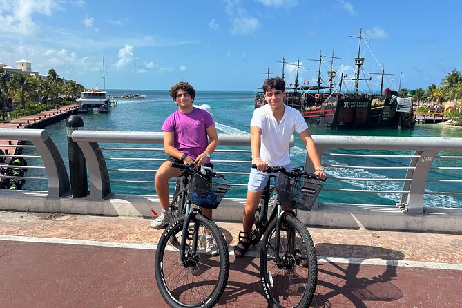 Guided Bike Tour - Explore Cancun Like a Local #1 Tour 1.5hr - Cycling through the Hotel Zone paths