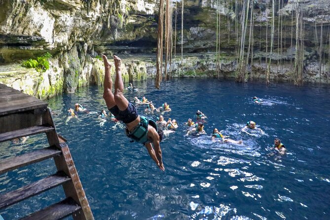 Guided Tour to Chichen Itza, saamal Cenote and Valladolid City - Valladolid in only 30 minutes