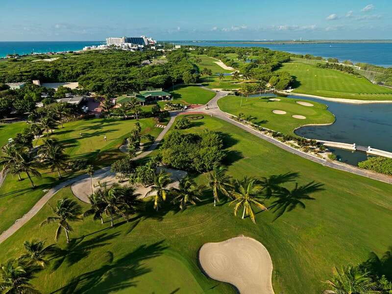 Iberostar Cancun Golf Course - A golf course between the Caribbean and Nichupté Lagoon