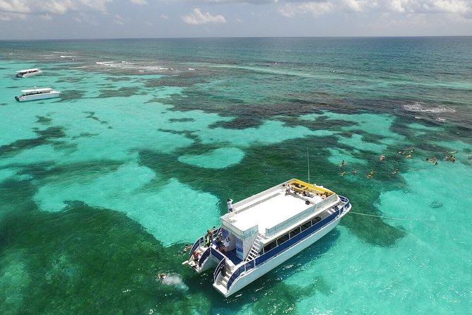 Isla Contoy & Isla Mujeres Tour from Cancun & Playa Del Carmen - A short look at Isla Mujeres