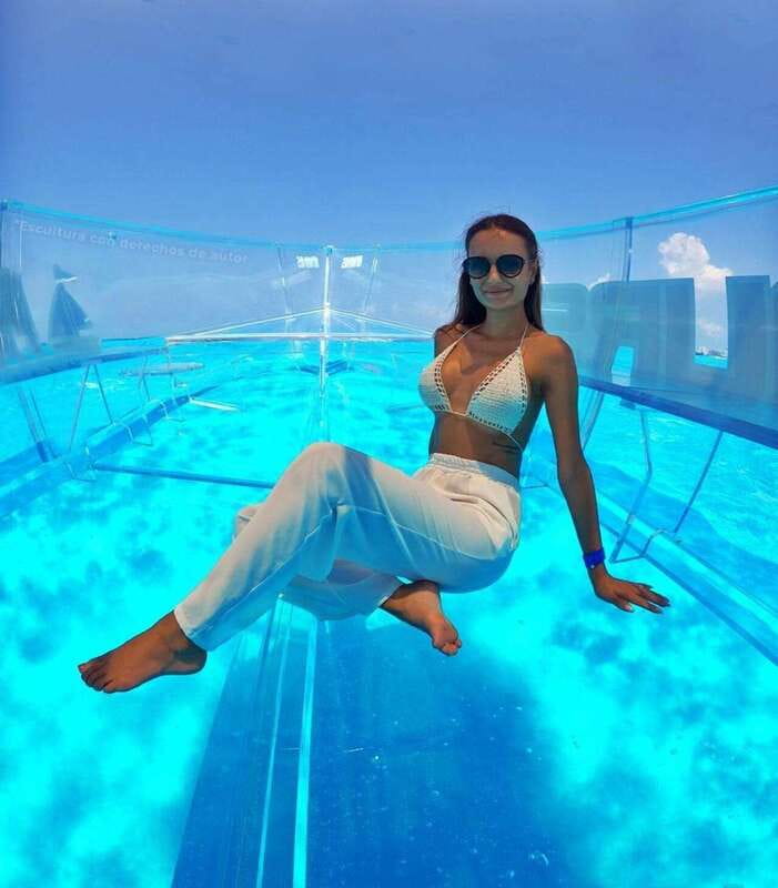 Isla Mujeres: 100% Transparent boat ride - Watching the Caribbean below the boat