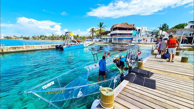 Isla Mujeres: 100% Transparent boat ride - Starting at Marina Bartolomé