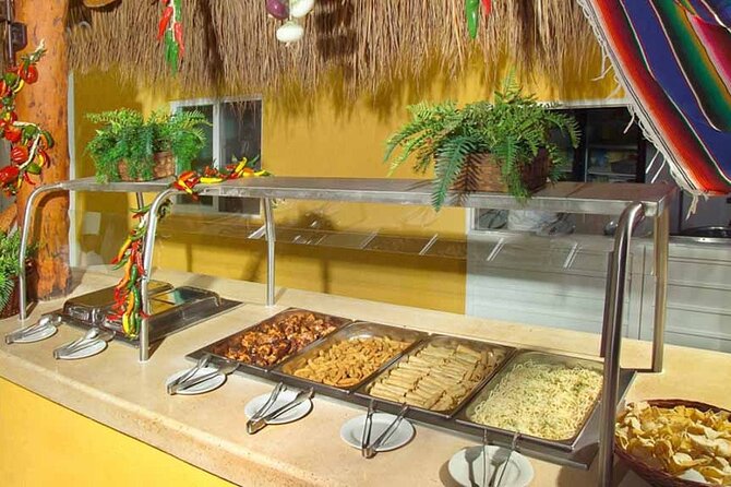 Isla Mujeres : All Inclusive Albatross Plus Tour with Transportation - A short look at Isla Mujeres town