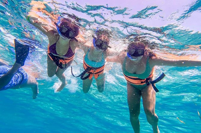 Isla Mujeres Basic Trip with Snorkel and Open Bar - Who will enjoy this outing most