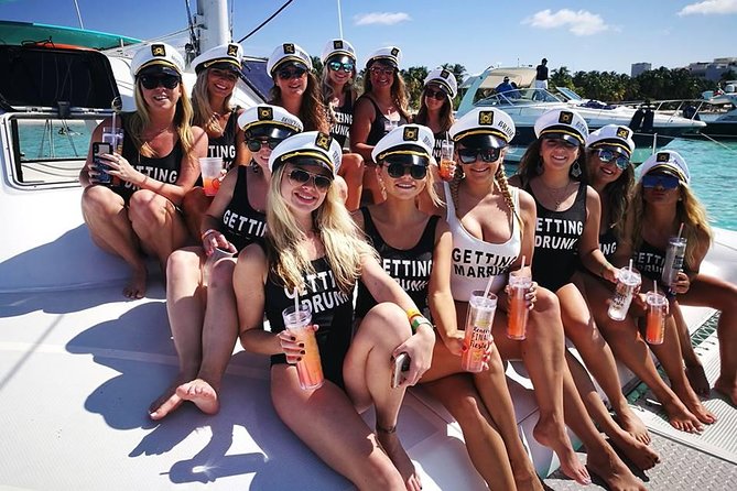 Isla Mujeres Catamaran Luxury Sailing Experience - Who will enjoy this day most