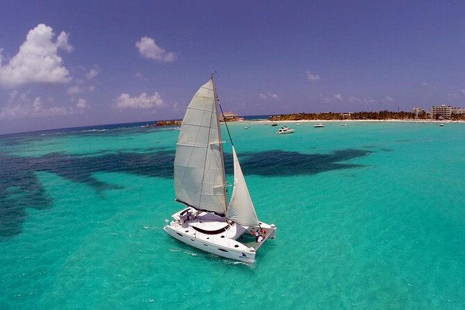 Isla Mujeres Catamaran, Open Bar & Optional Buffet and pick up - Snorkeling at a protected reef near El Meco