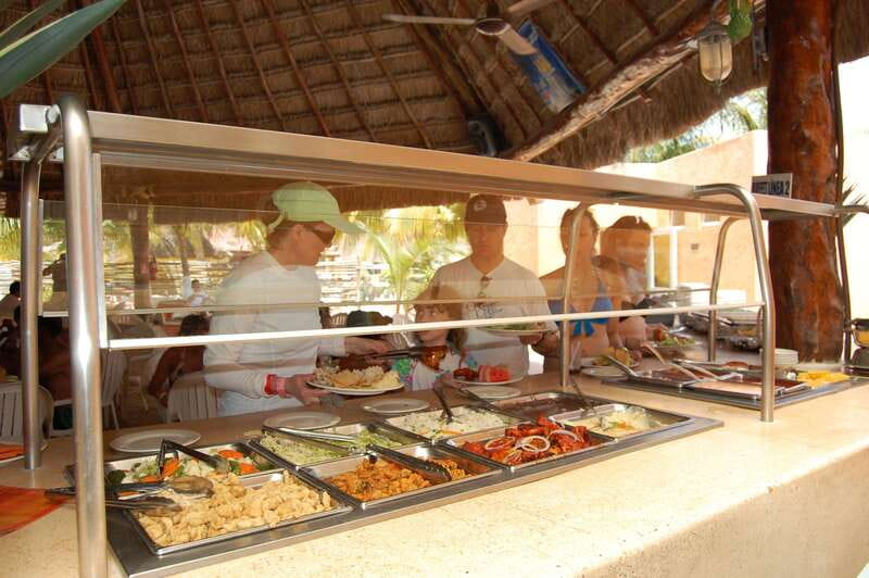 Isla Mujeres Catamaran, Snorkel & Buffet Lunch - What this Isla Mujeres trip is really like