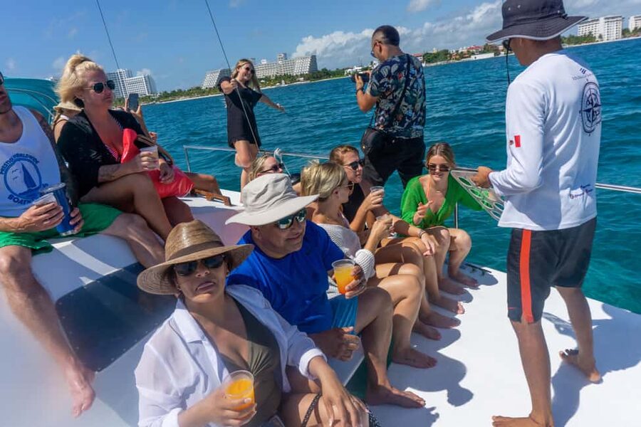 Isla Mujeres Catamaran Tour with Snorkeling & Open bar - Key points to know before you book