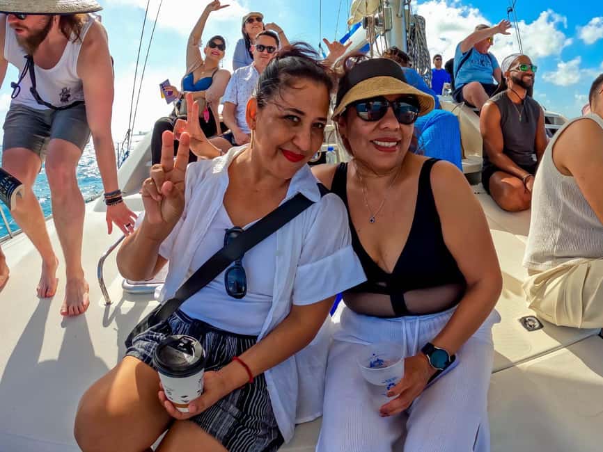 Isla Mujeres Catamaran Tour with Snorkeling & Open bar - Should you book it?