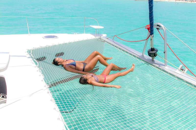 Isla Mujeres: Catamaran with Open Bar, Snorkeling and Lunch - Playa Norte and the beach club stop