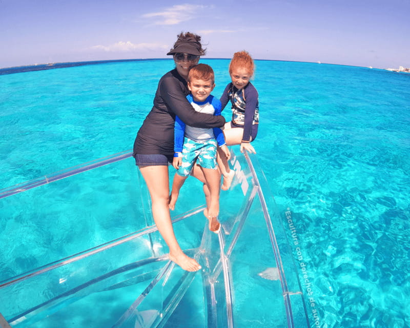 Isla Mujeres: Clear Boat Ride - The guide, pace, and onboard mood