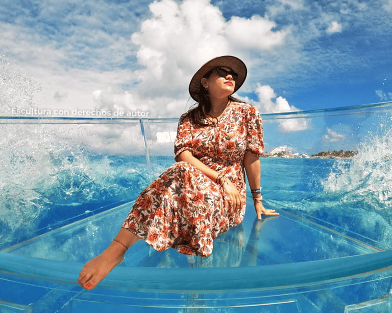 Isla Mujeres: Clear Boat Ride - The 45-minute route along Isla Mujeres