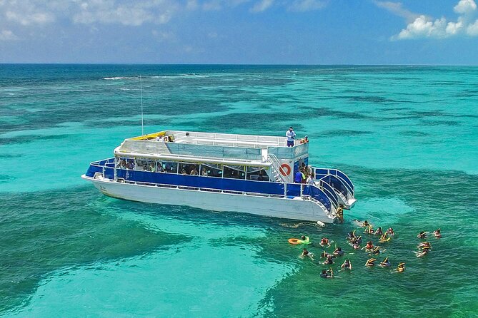 Isla Mujeres, Snorkel, Lunch & Pick Up from Cancun to P.Morelos - El Meco brings snorkeling, statues, and changing sea conditions