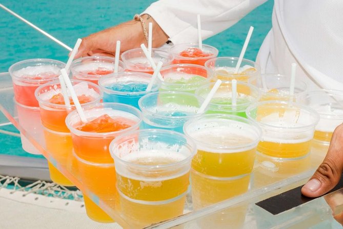 Isla Mujeres Tour on Catamaran with Snorkel, Open Bar, Buffet & Beach club - Extra charges that change the value