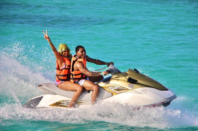 Jet Ski Rental in Cancun for 2 People - A fast ride from Sunset Marina