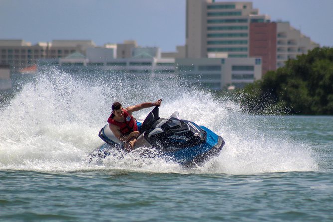 Jet Ski Rentals in Cancun: 30-Minute Option (Shared Jetski) - Sharing one machine with another adult