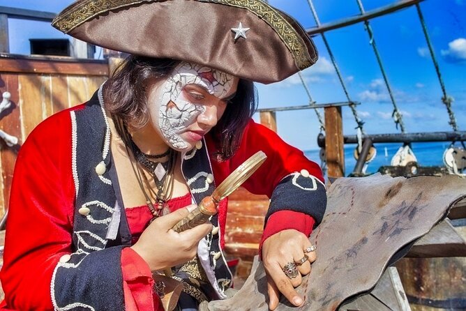 Jolly Roger Pirate Show and Dinner Cruise with Open Bar - Who should choose the Jolly Roger?