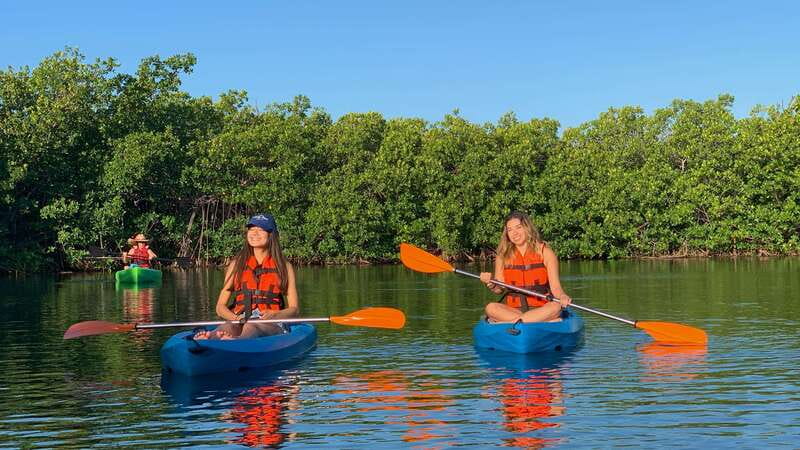 Kayak Tour in Cancun with Photos included - The 10-minute photo stop