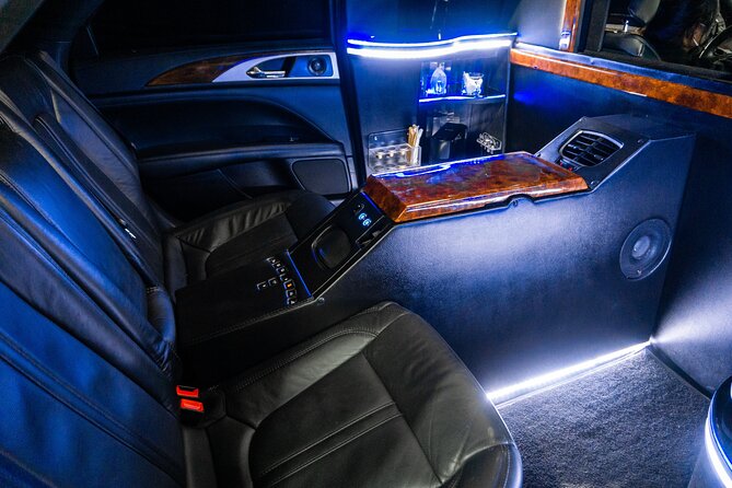 Lincoln Stretch limo from Cancun Hotel Zone to Cancun Airport - Is $128 a fair price for two?
