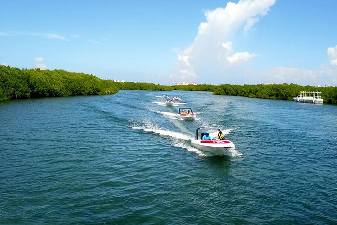 Live the experience of driving an Speedboat & Snorkel in CANCUN - Nichupté Lagoon and its mangrove channels