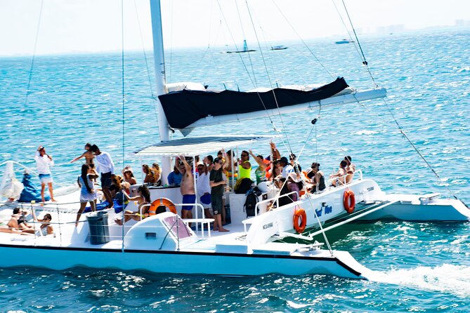 Live The Luxury Catamaran Isla Mujeres Tour in Cancun - Snorkeling at El Meco Reef