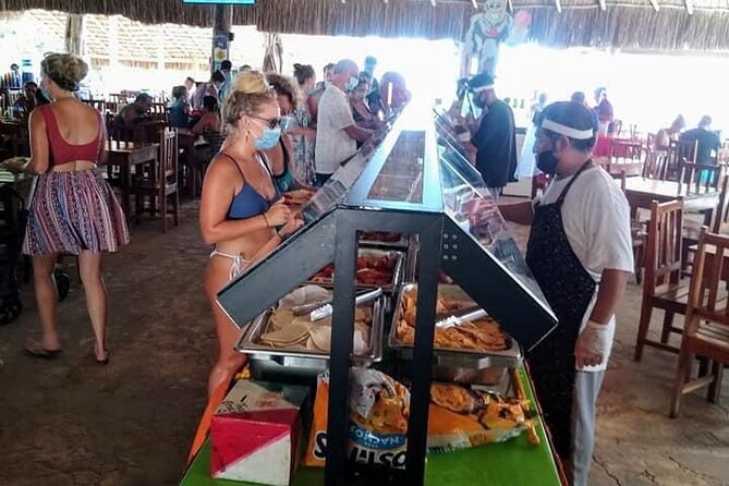Live The Luxury Catamaran Isla Mujeres Tour in Cancun - Who should book this catamaran day?