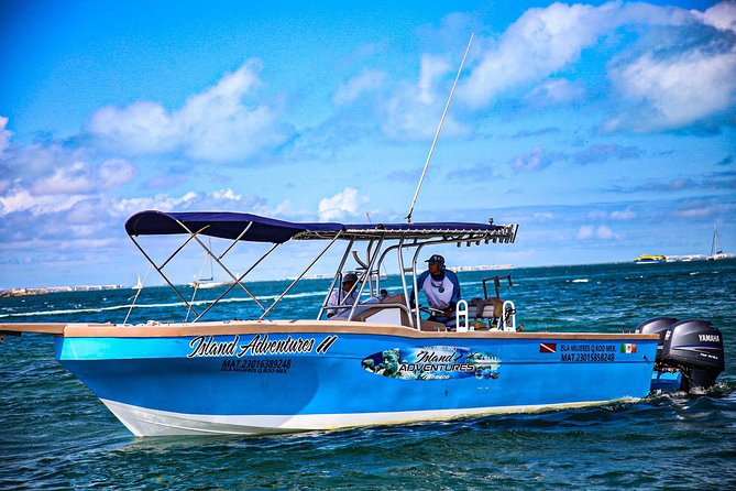 Local Fishing Plus Snorkeling Tour in Isla Mujeres - Meeting in central Isla Mujeres