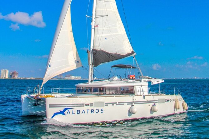 Luxury Catamaran Tour to Isla Mujeres with Transportation - Two hours around Playa Norte