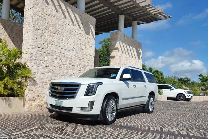 Luxury one way Cancun transfer from Cancun airport - What the 25 to 35 minute ride feels like