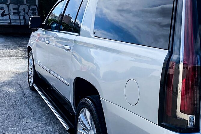 Luxury one way Cancun transfer from Cancun airport - Comfort, access, and small practical details