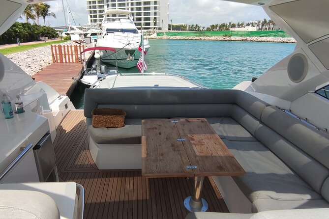 Luxury Sunseeker 50 - 6 hs Cancun - Isla Mujeres (MagicSea-SS) - Who should book this yacht charter?
