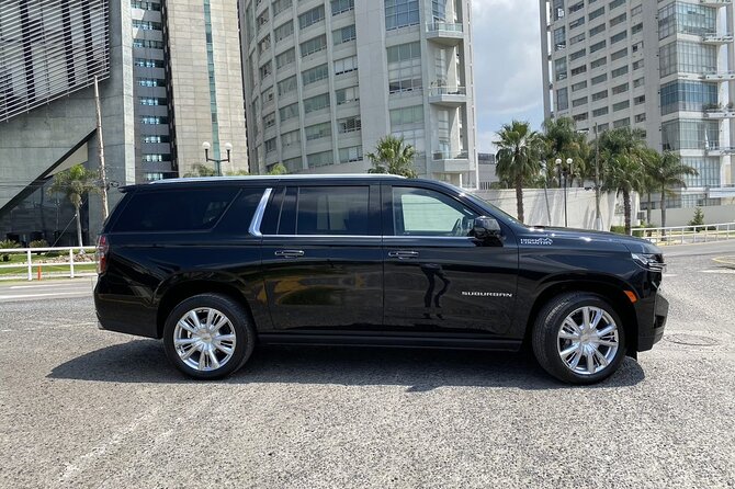Luxury Suv from Cancun One Way International Airport - How the flight-tracking pickup works
