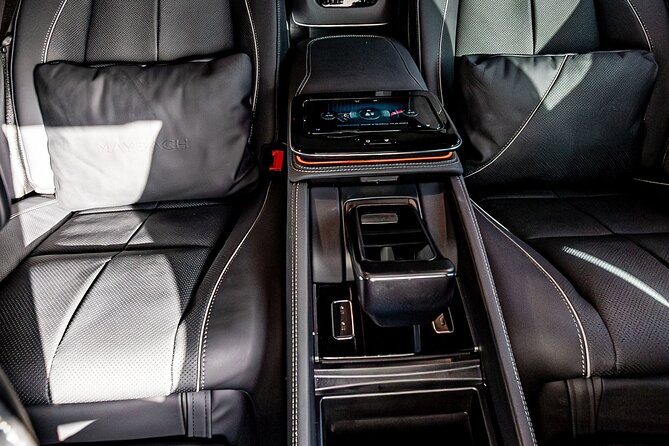 Luxury Transfers in a Mercedes Maybach GLS 600 - Finding the representative after customs