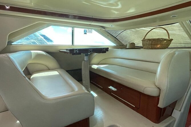 Luxury Yacht in Paradise and snorkel by Isla Mujeres - The 4-hour route to Isla Mujeres reef areas