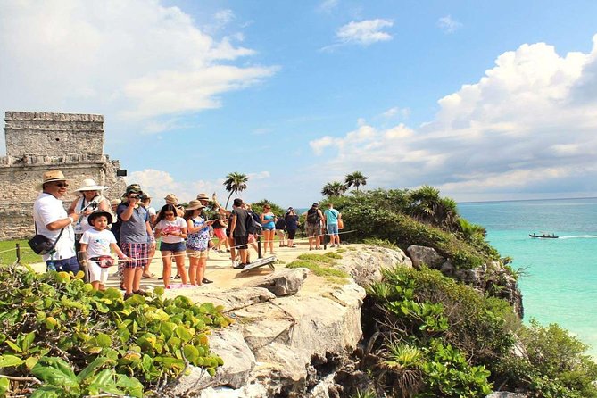 Mayan ancient tour. Tulum, Coba, a mystical cenote and Playa del Carmen tour. - The long day and the bus ride