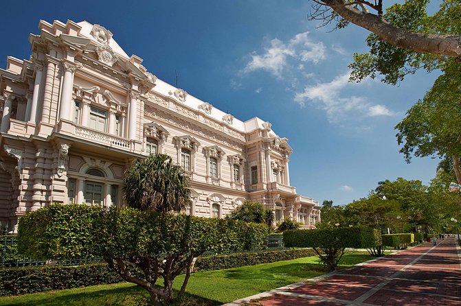 Merida, Uxmal & Cacao Factory Day Trip from Cancun & Riviera Maya - A private ride with a very early start