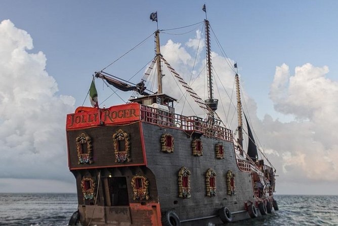Night Pirate Show in Cancun aboard a Pirate Ship Lobster Dinner - Meeting Point, Clothing, and Timing