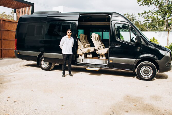 One Way Private Transfer Cancun Int Airport-Cancun Hotel Zone - What you get inside the vehicle