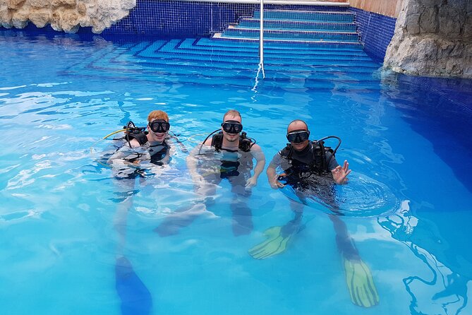 PADI Open Water Diving Certification Course Activity - Why the four-person group matters