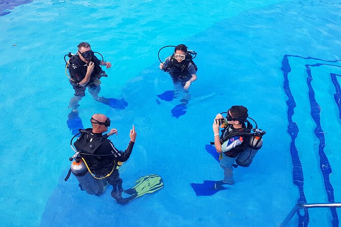 PADI Open Water Diving Certification Course Activity - The instructors and crew