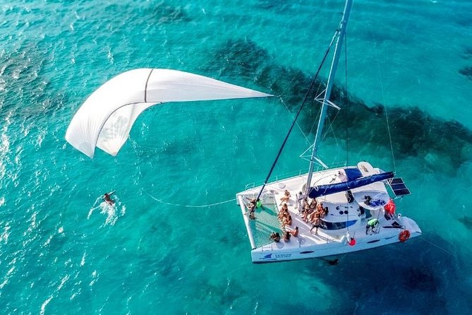 Plus Experience Isla Mujeres Tour - What the 90-person limit means