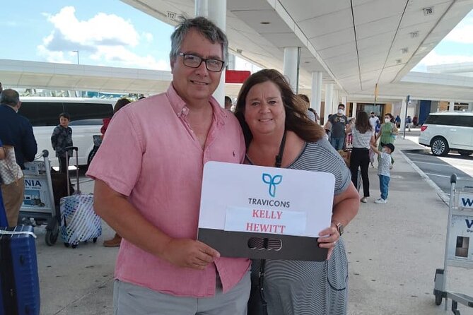 Private Airport Transportation in Mexico - Meeting your driver outside Cancun Airport