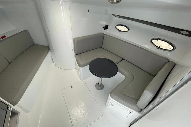 Private Cancun Yacht Tour 42ft up to 8 pax - Families, children, and comfort on board