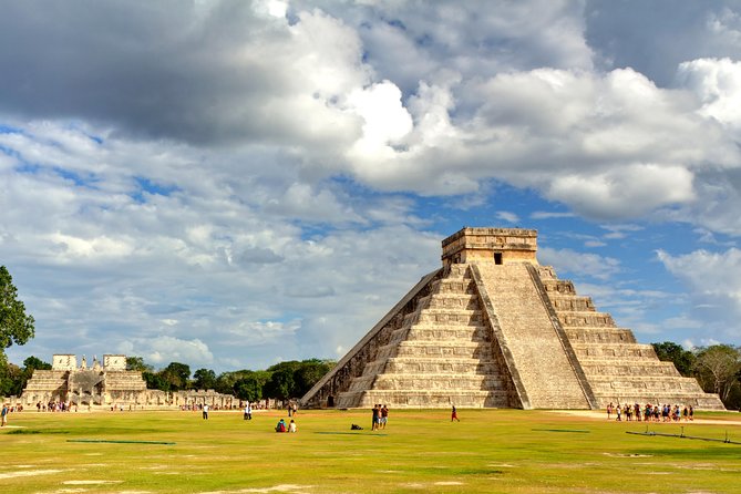 Private Chichen Itza, Cenote Ik Kil, Rio Lagartos & Las Coloradas - How the guides shape the experience