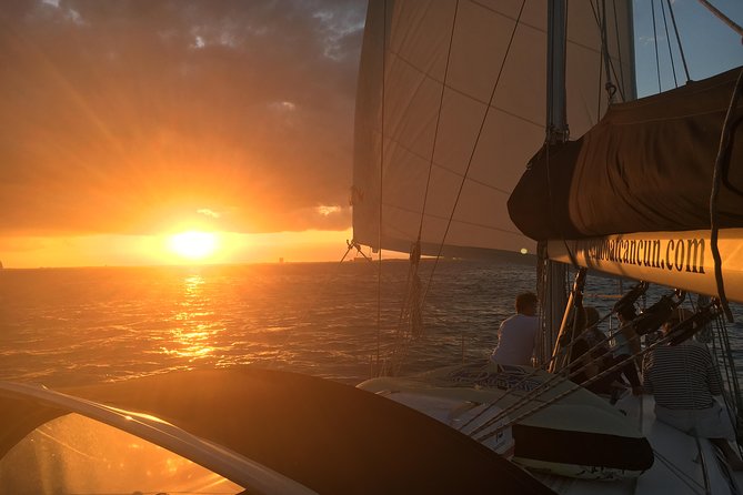Private Customizable Sailing Tour in Cancun - What the boat is really like