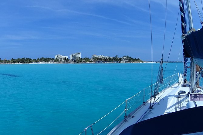 Private Customizable Sailing Tour in Cancun - Swimming and snorkeling near Isla Mujeres