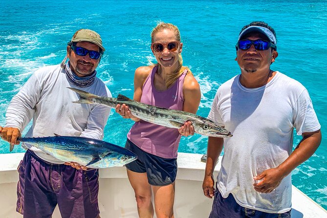 Private Deep Sea Fishing Tour in Isla Mujeres and Cancun - Marcelo and the Crew: Help When the Line Goes Tight