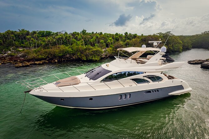 Private Luxury Sunset Dinner Cruise – 51' Leopard Yacht in Cancun - Arriving at Marina Muelle Flamingos