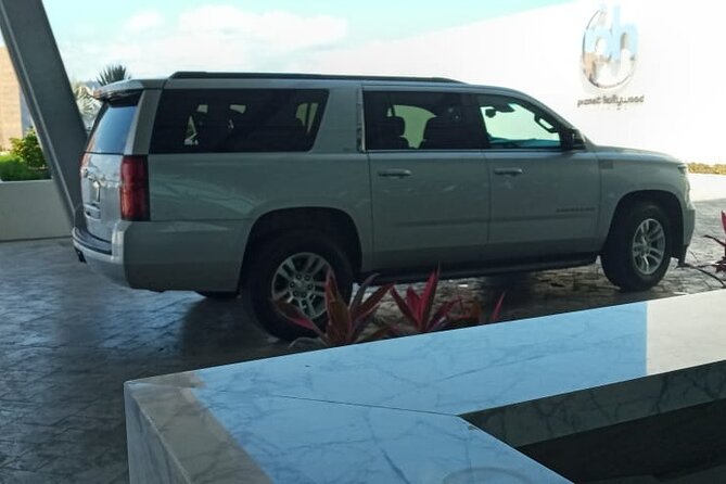 Private luxury transportation from CUN Airport to Playa del Carmen - Reliability: the important caution